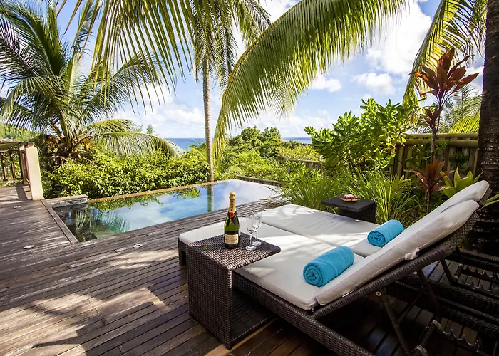 Valmer And Hotel Baie Lazare (Mahe)